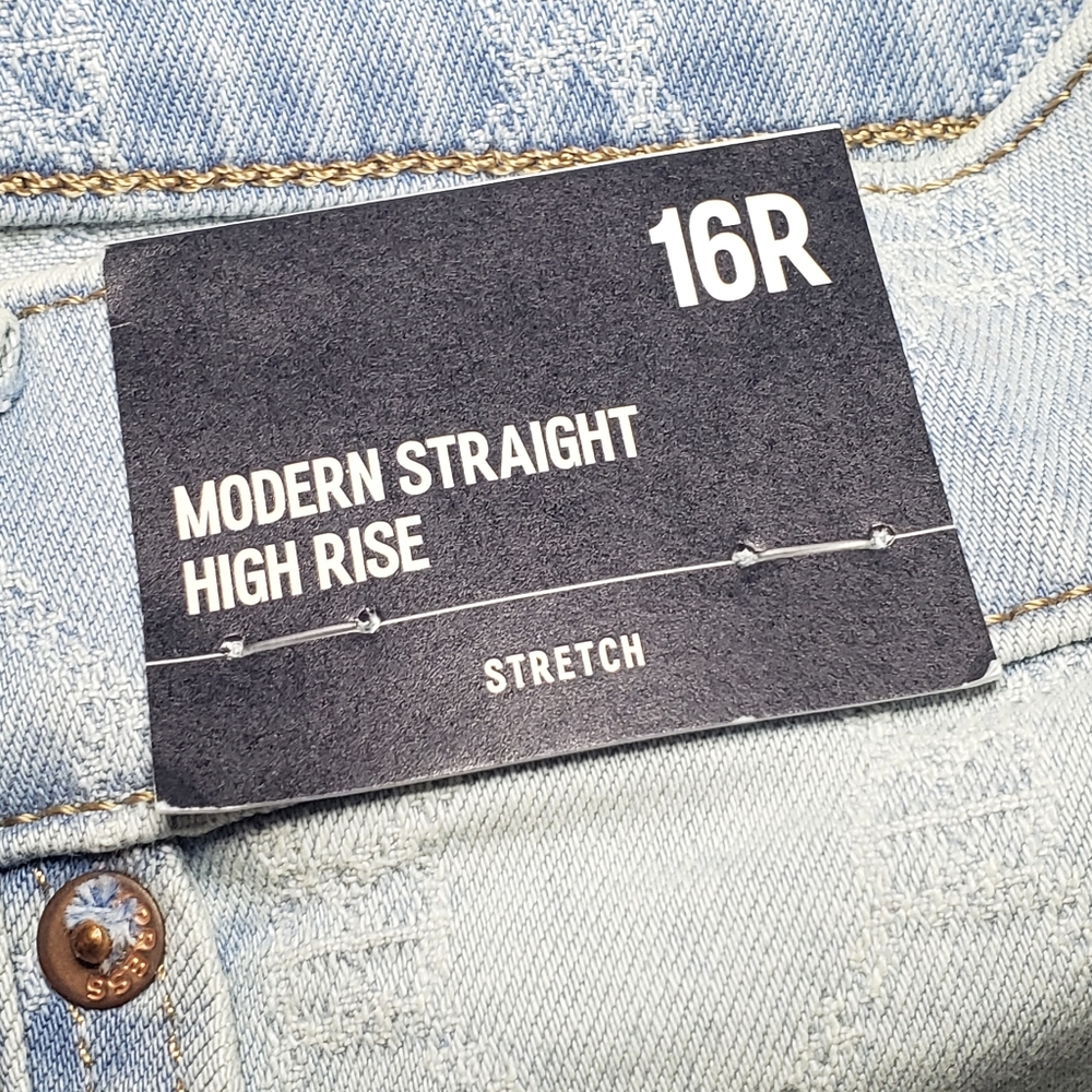 Express Modern Straight High Rise Patterned Jeans - Picture 7 of 8